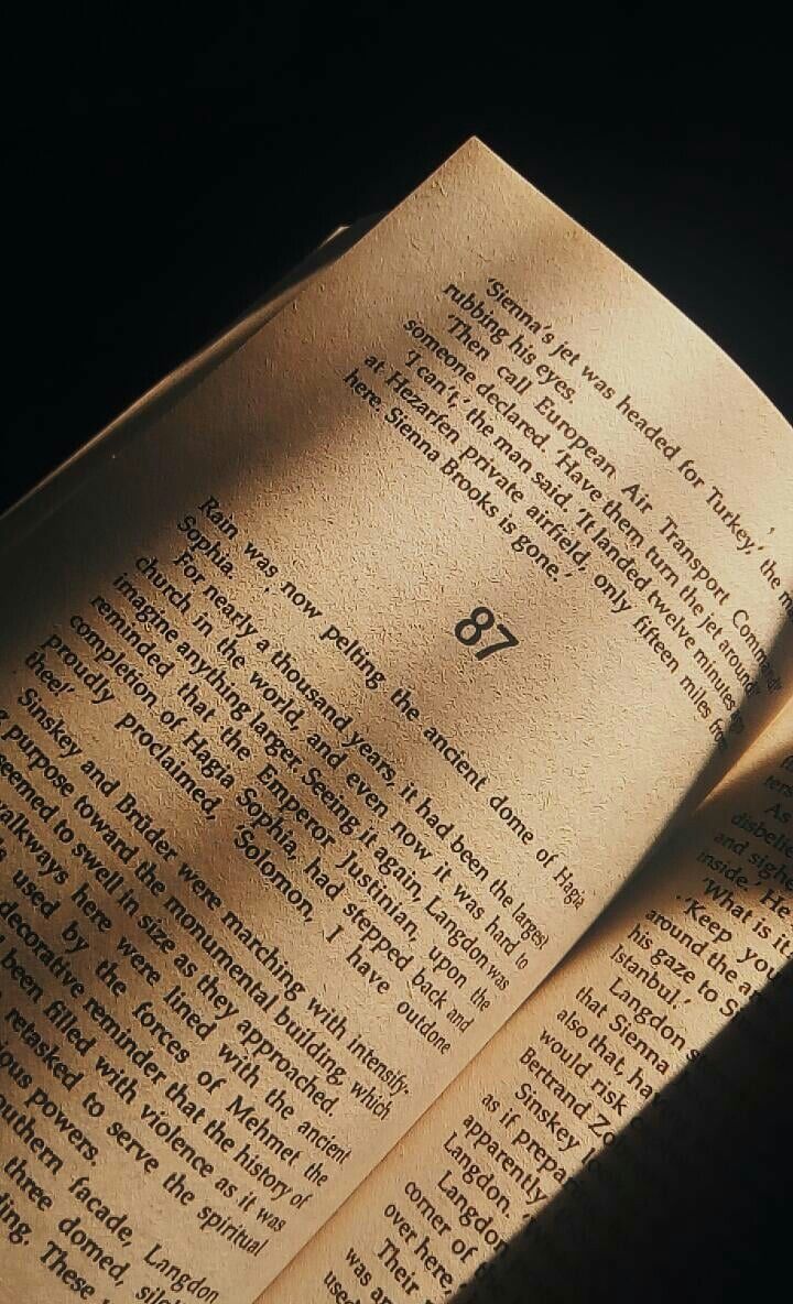 Aesthetic book wallpaper