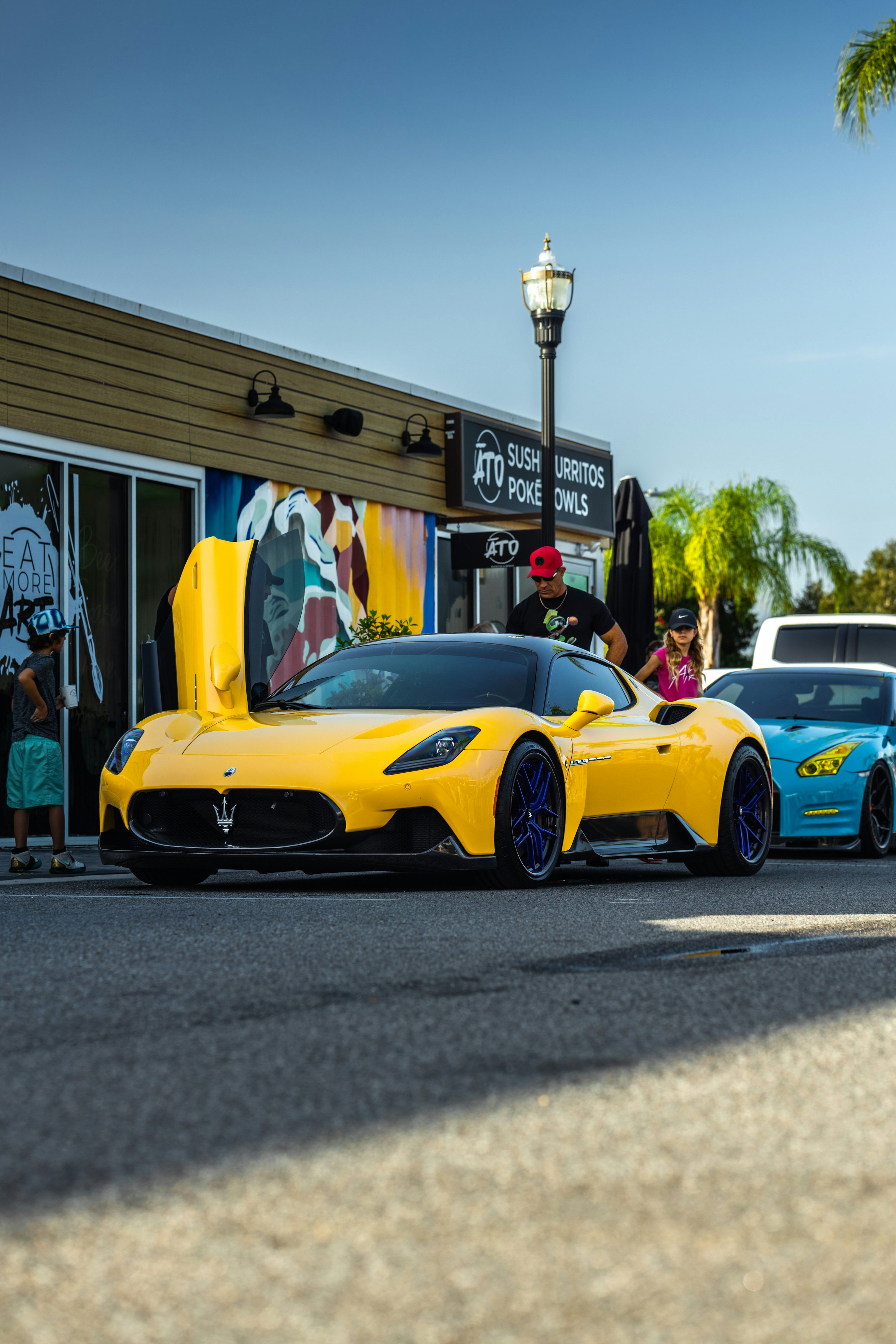 Yellow Car Picture. Download
