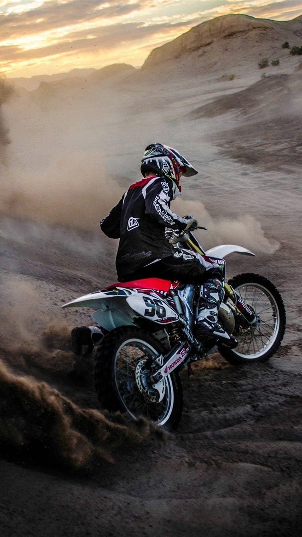 Motocross Bikes iPhone Wallpaper