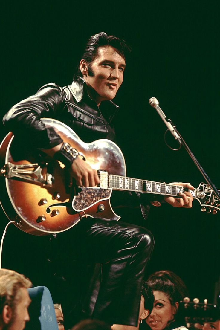 Elvis Presley HD Wallpaper