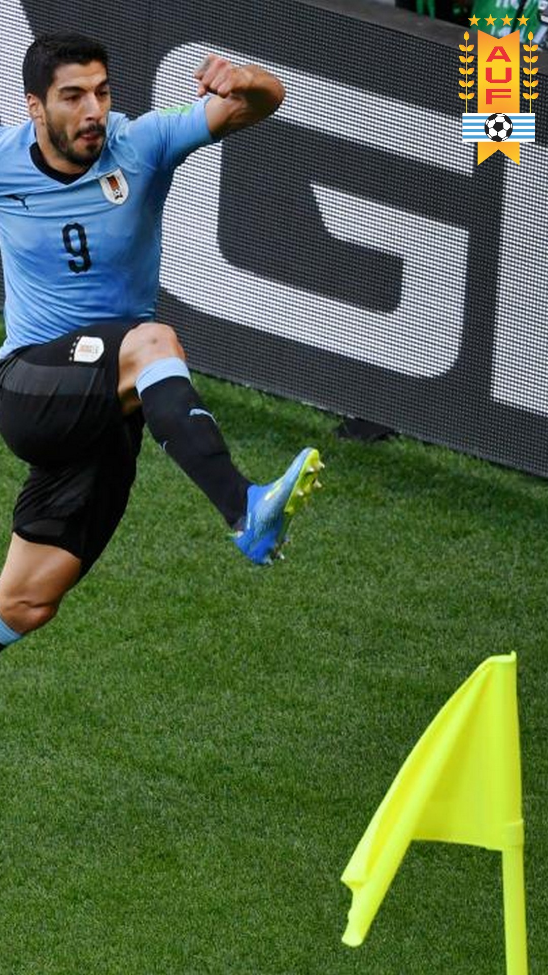 iPhone Wallpaper HD Luis Suarez Uruguay