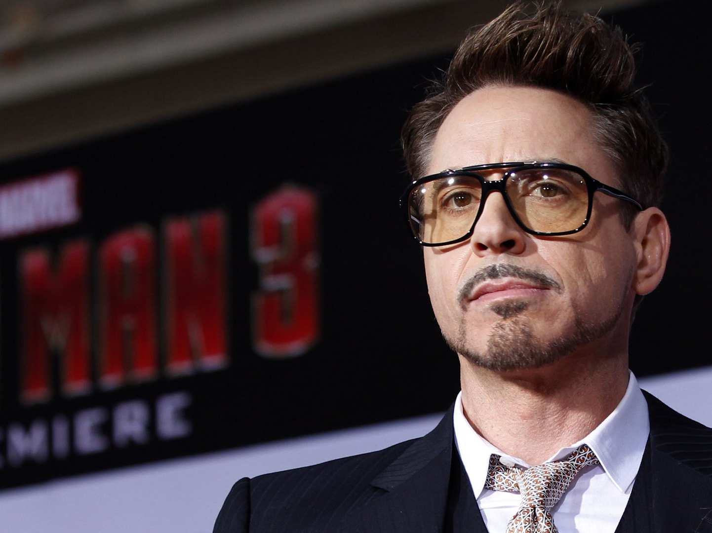 Robert John Downey Jr HD Background
