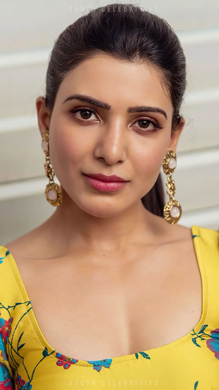 Actress Samantha HD Wallpaper. South