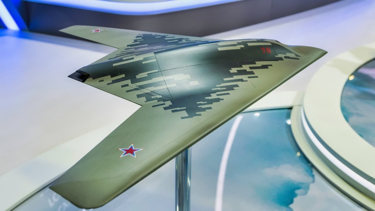 Sukhoi S 70 Okhotnik B: Russia's