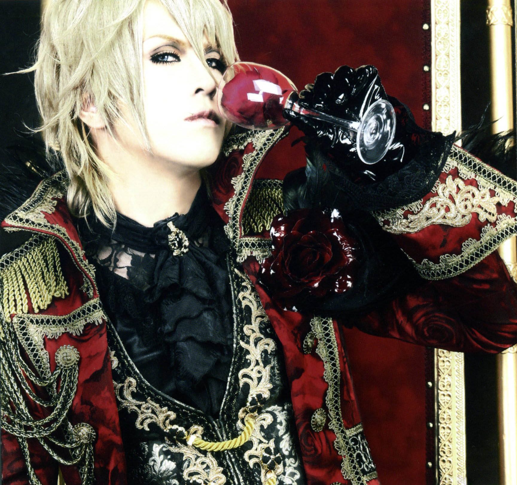 Kamijo and Scan Gallery