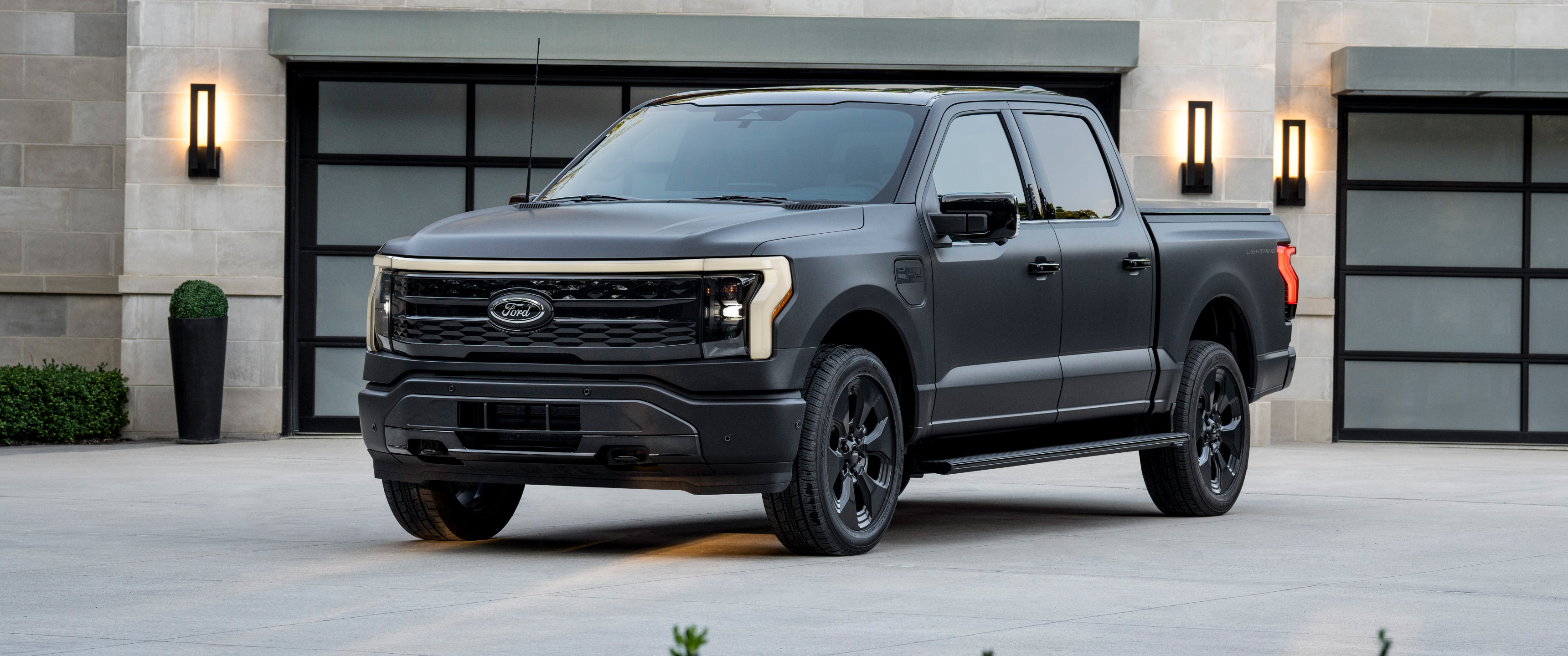 Ford F 150 Lightning Wallpaper 4K