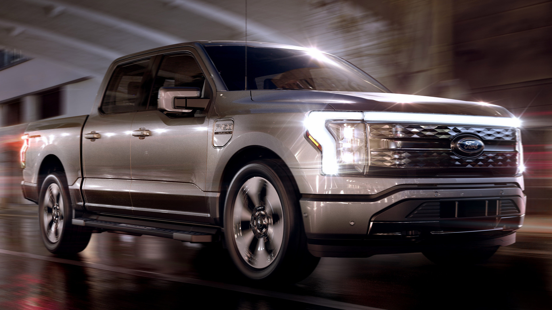 2022 Ford F 150 Lightning Platinum