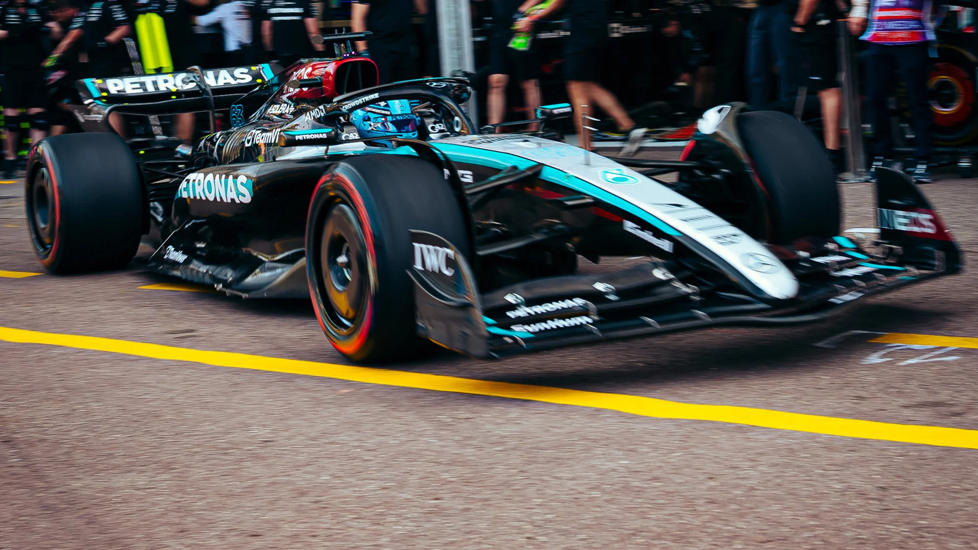 Mercedes F1: 2025 Monaco Grand Prix Pit