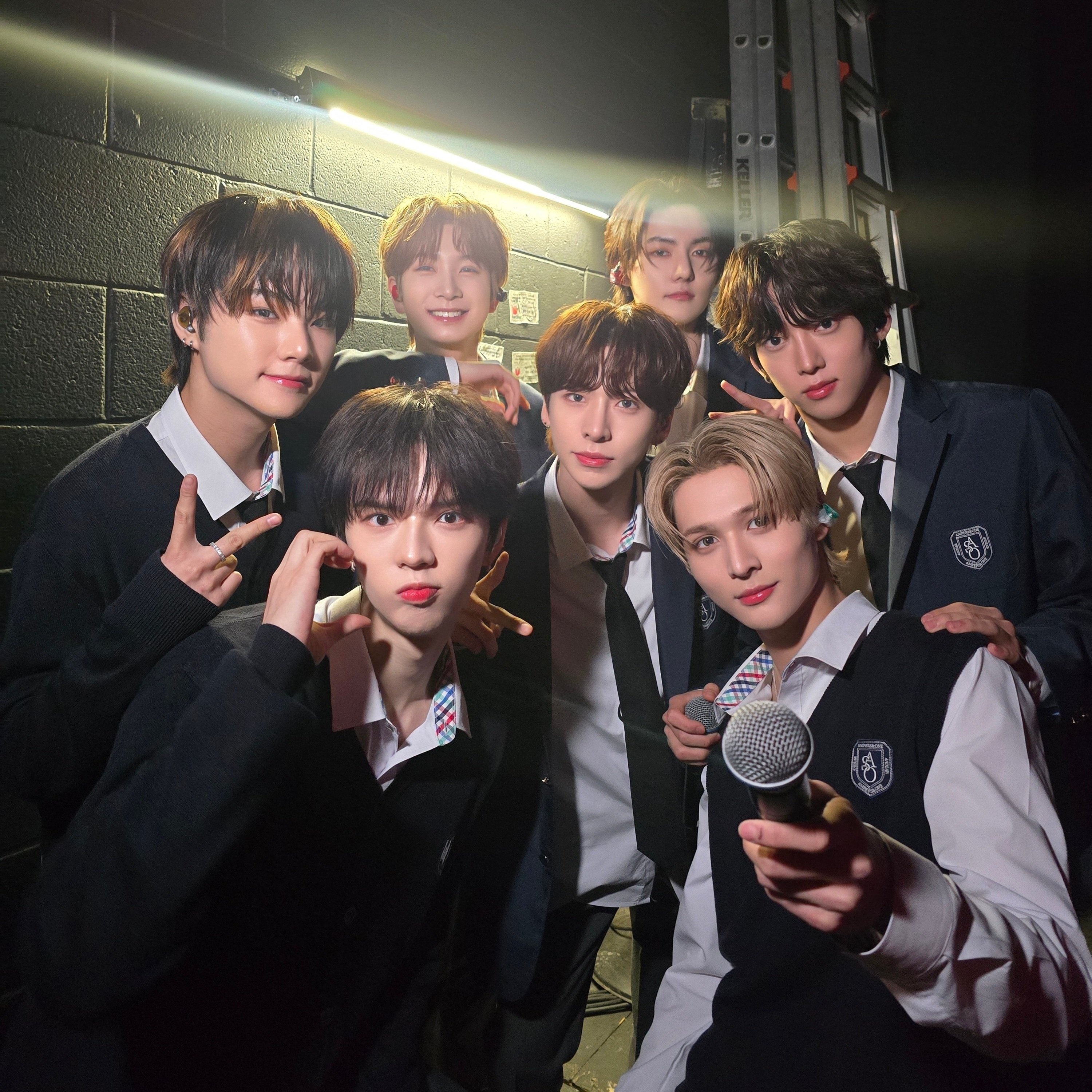 AMPERS&ONE Twitter Update