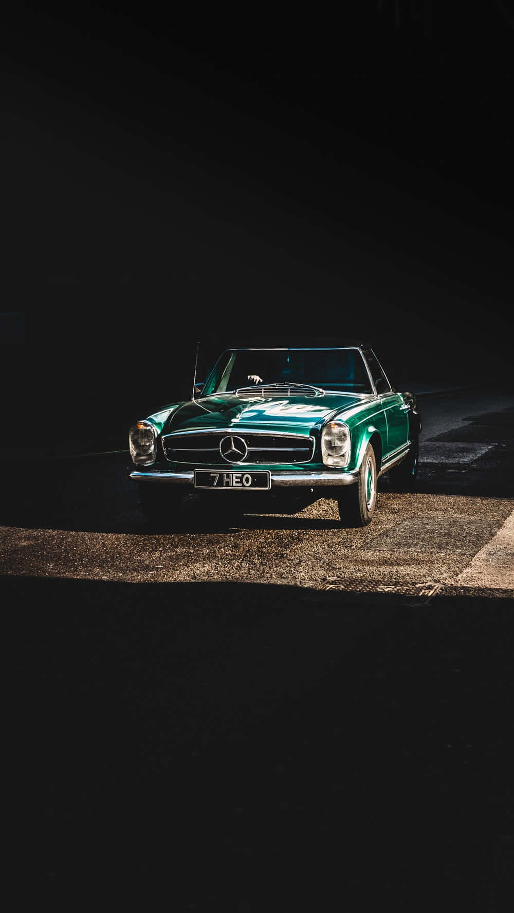 Vintage Car iPhone Wallpaper
