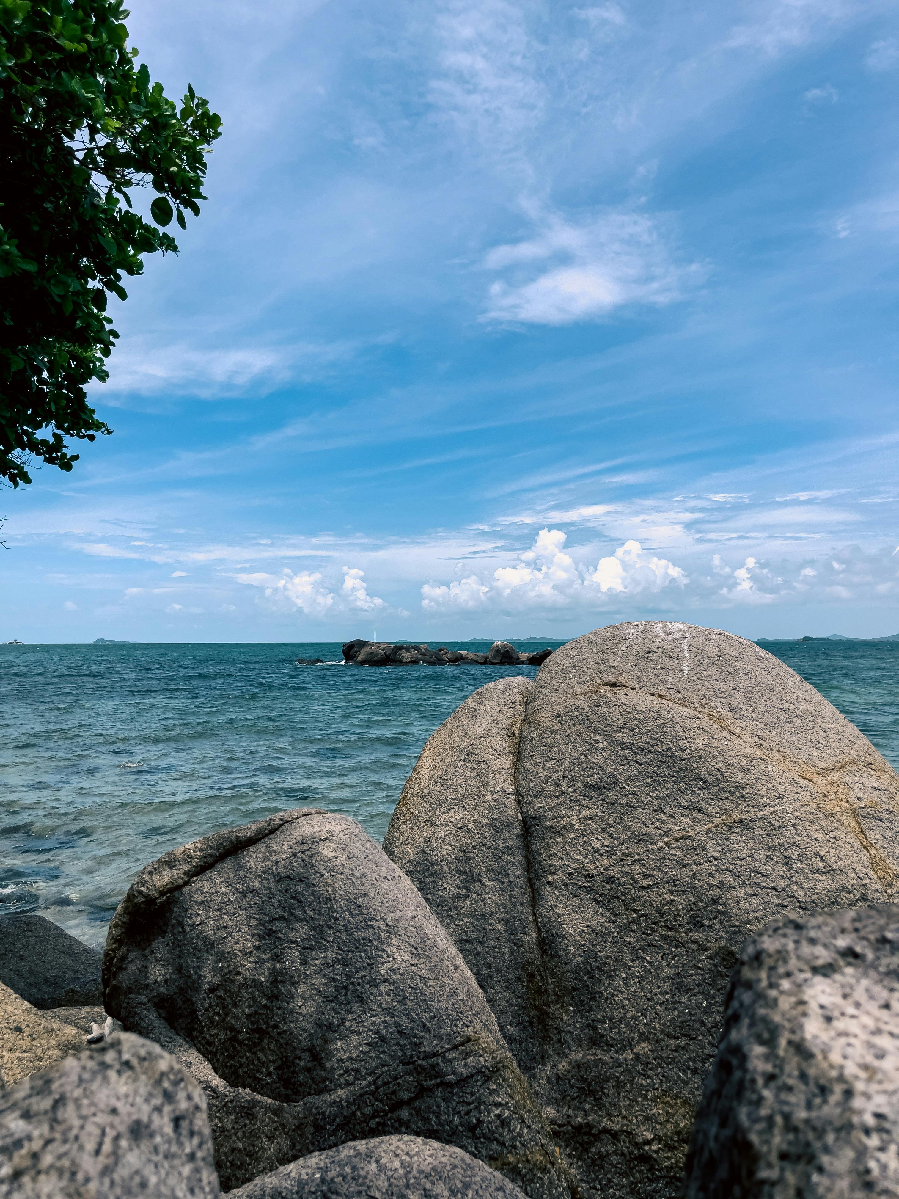 Boulders in Ocean Water · Free