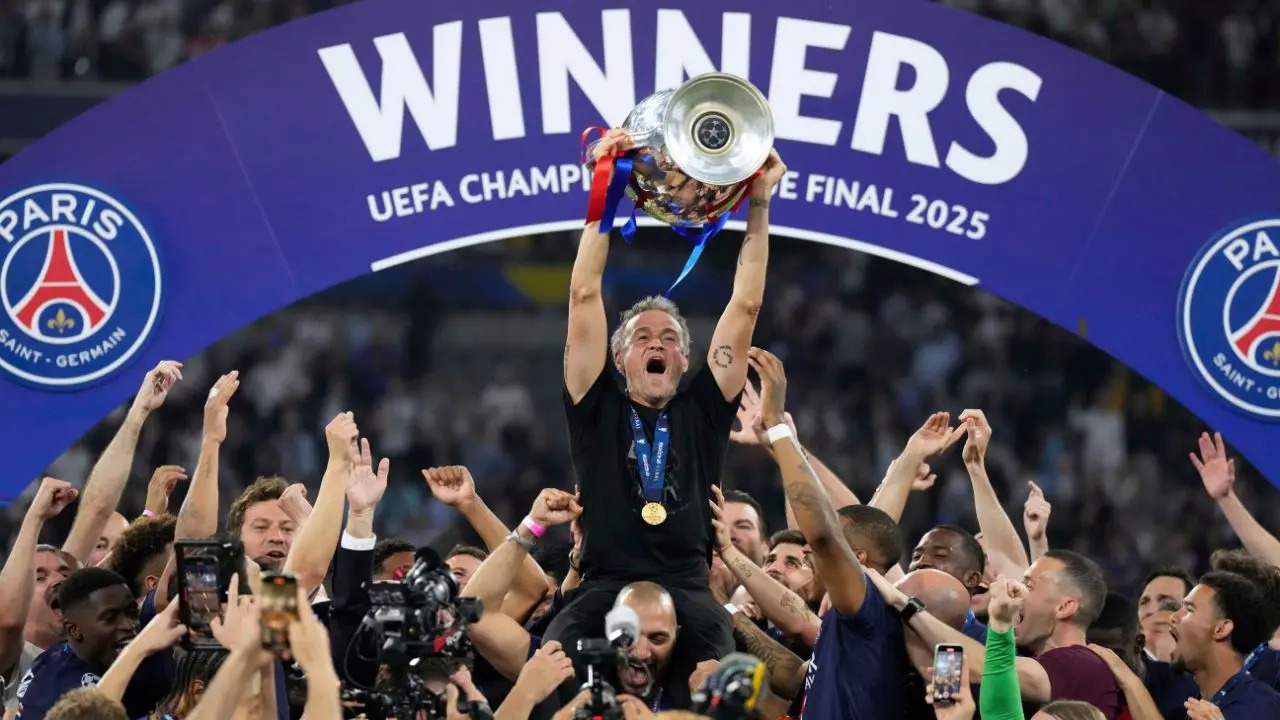 PSG's Euphoric Celebrations After