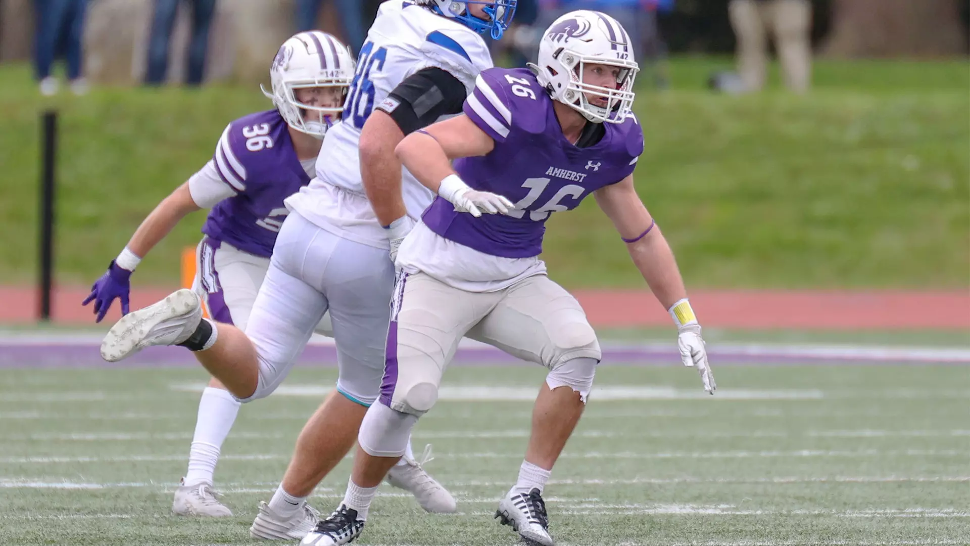 Mammoths fall to Wesleyan on gridiron