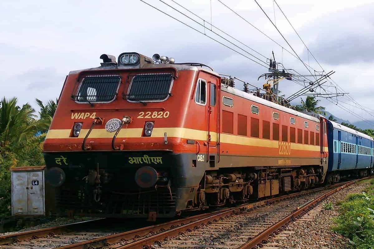 train Bangladesh railway staff