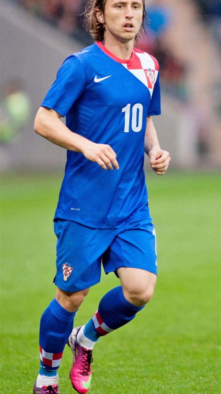 Luka Modric iPhone 8 Wallpaper Free