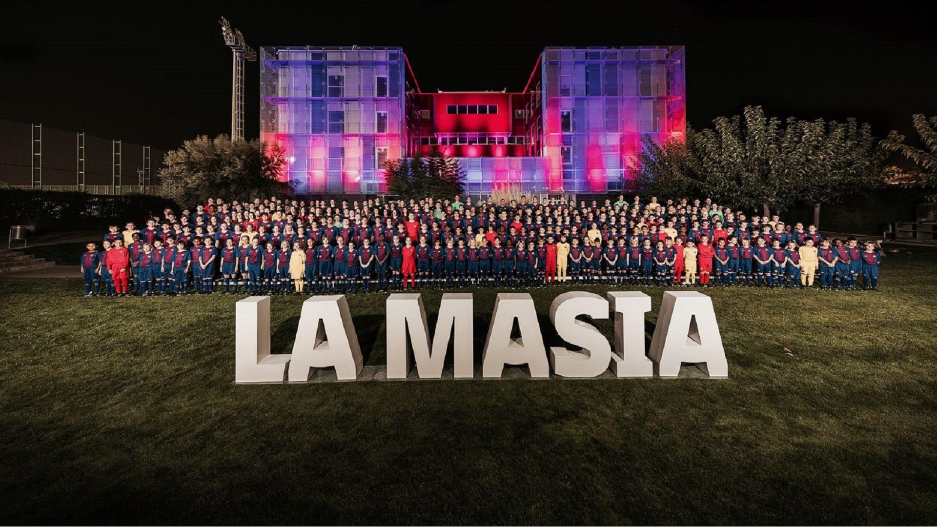 Presentation Of The 2017 18 La Masia Teams