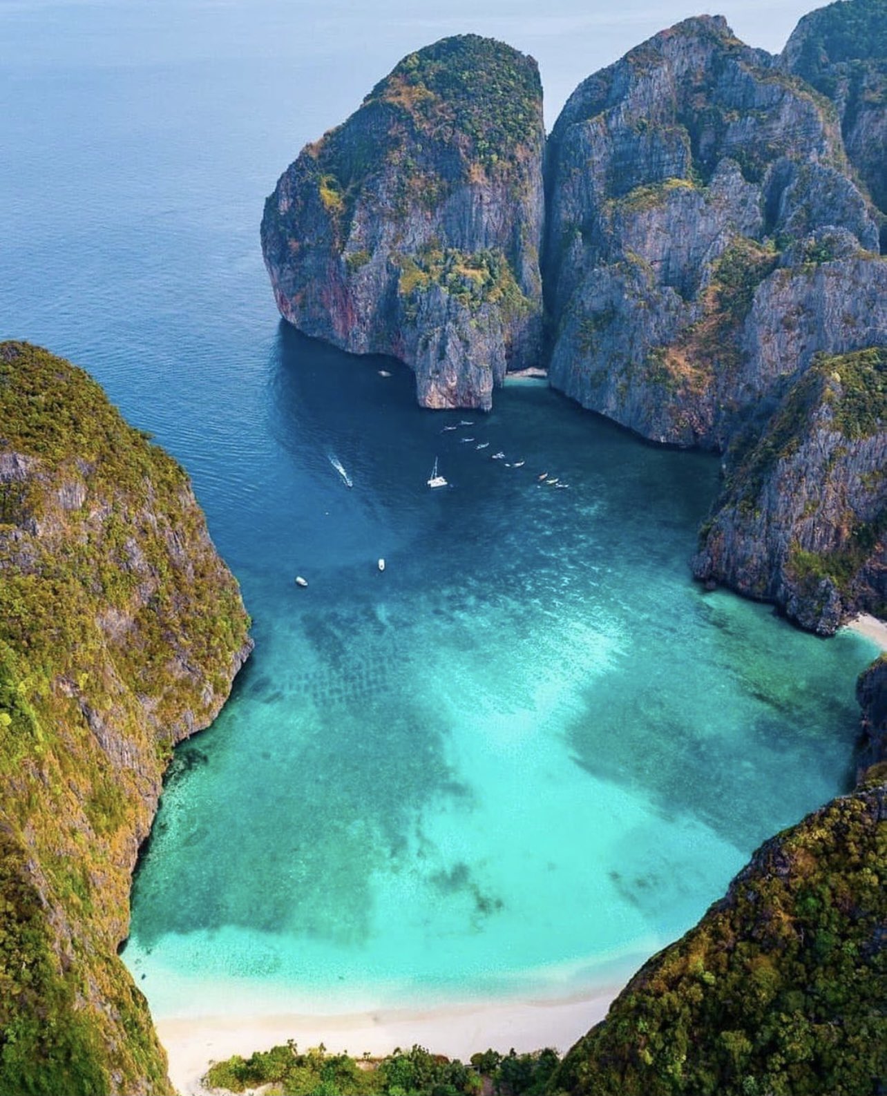 Maya Bay, Krabi, Thailand