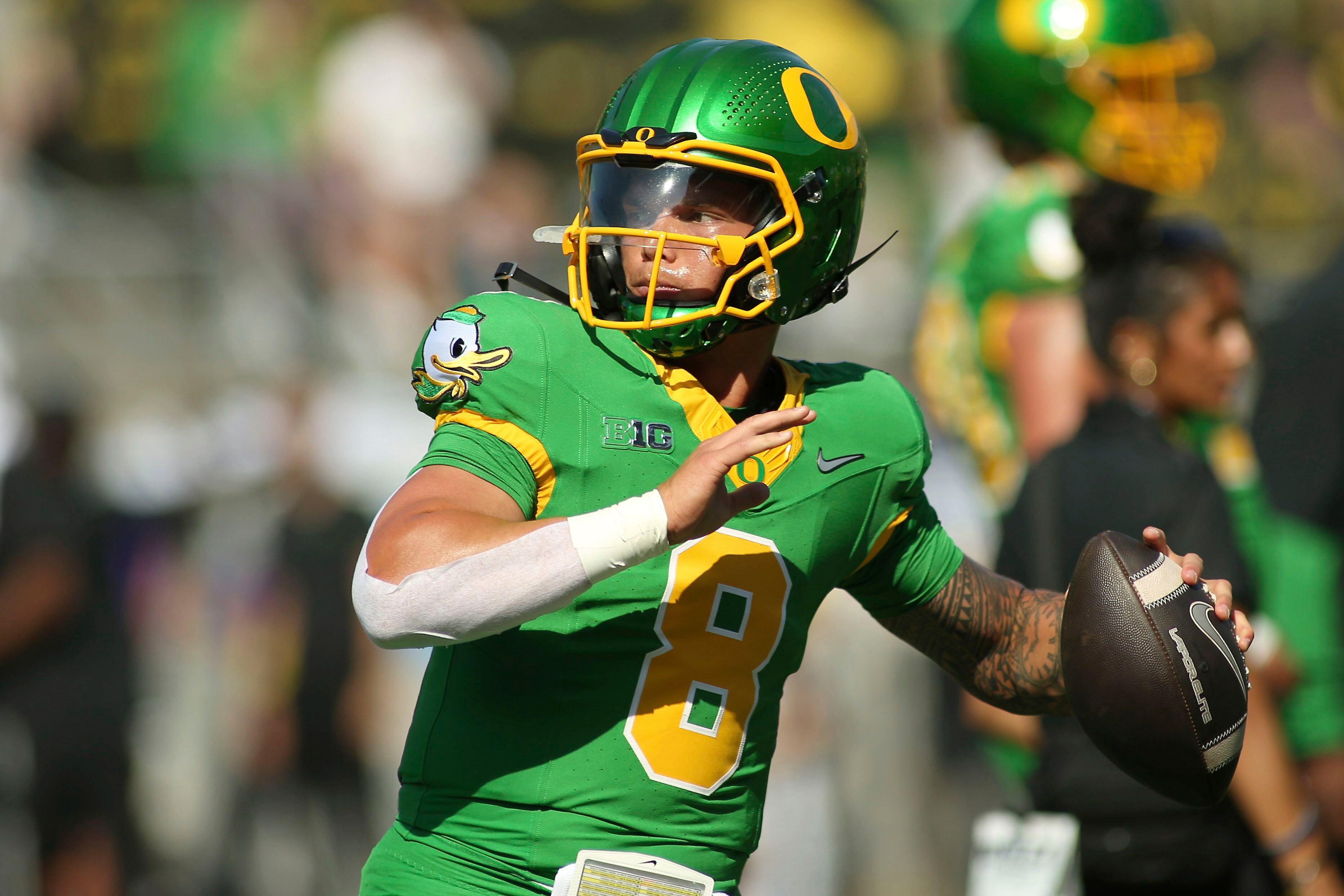 Ducks' Gabriel named Big Ten Offensive