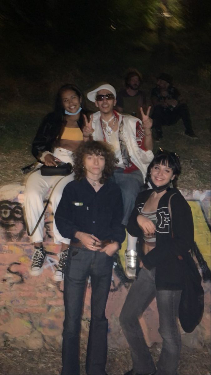 alternative #alt #y2k #nyc #la #tiktok