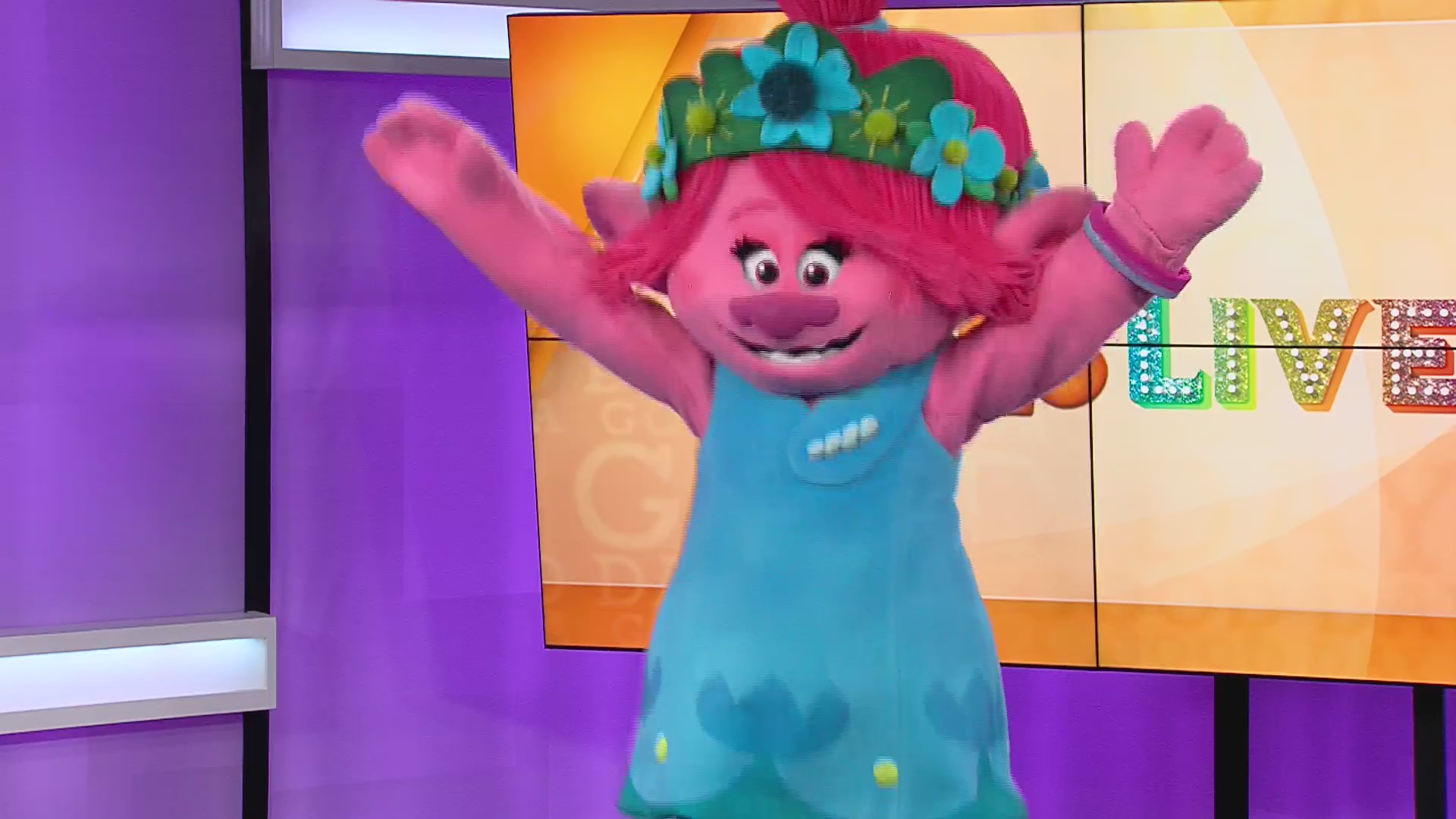 NWA: Princess Poppy from “Trolls LIVE