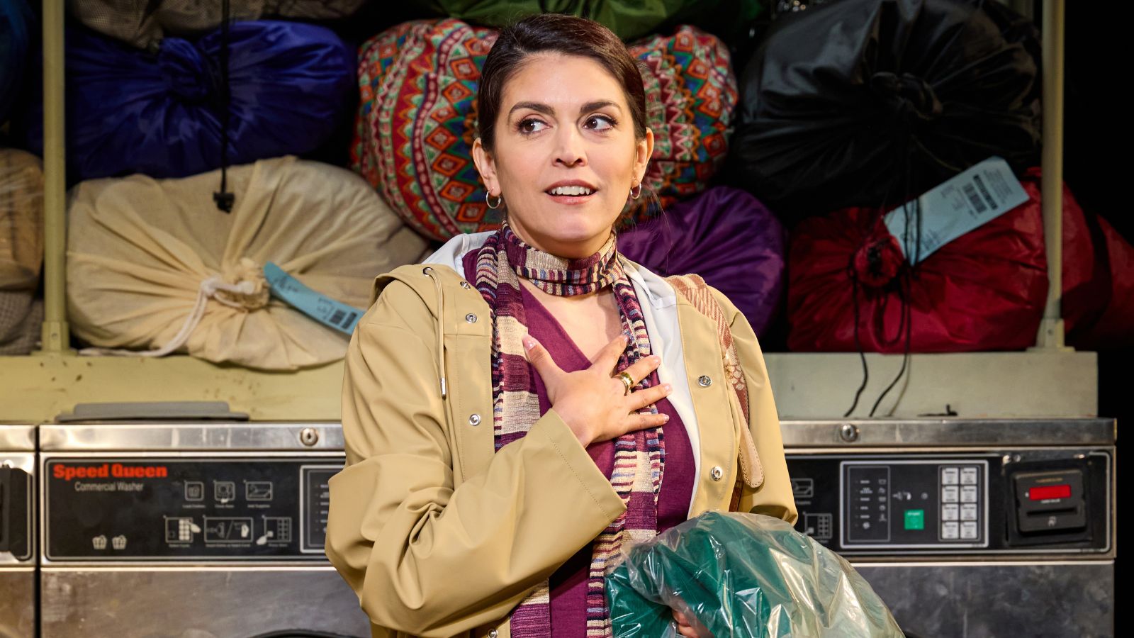 Cecily Strong Just Wants Her Clothes Back