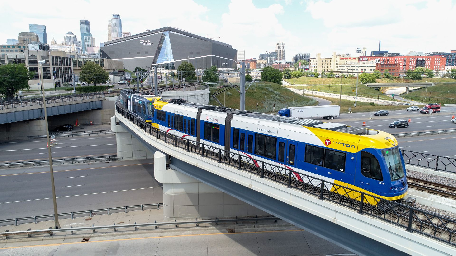 Twin Cities light rail trains two cars