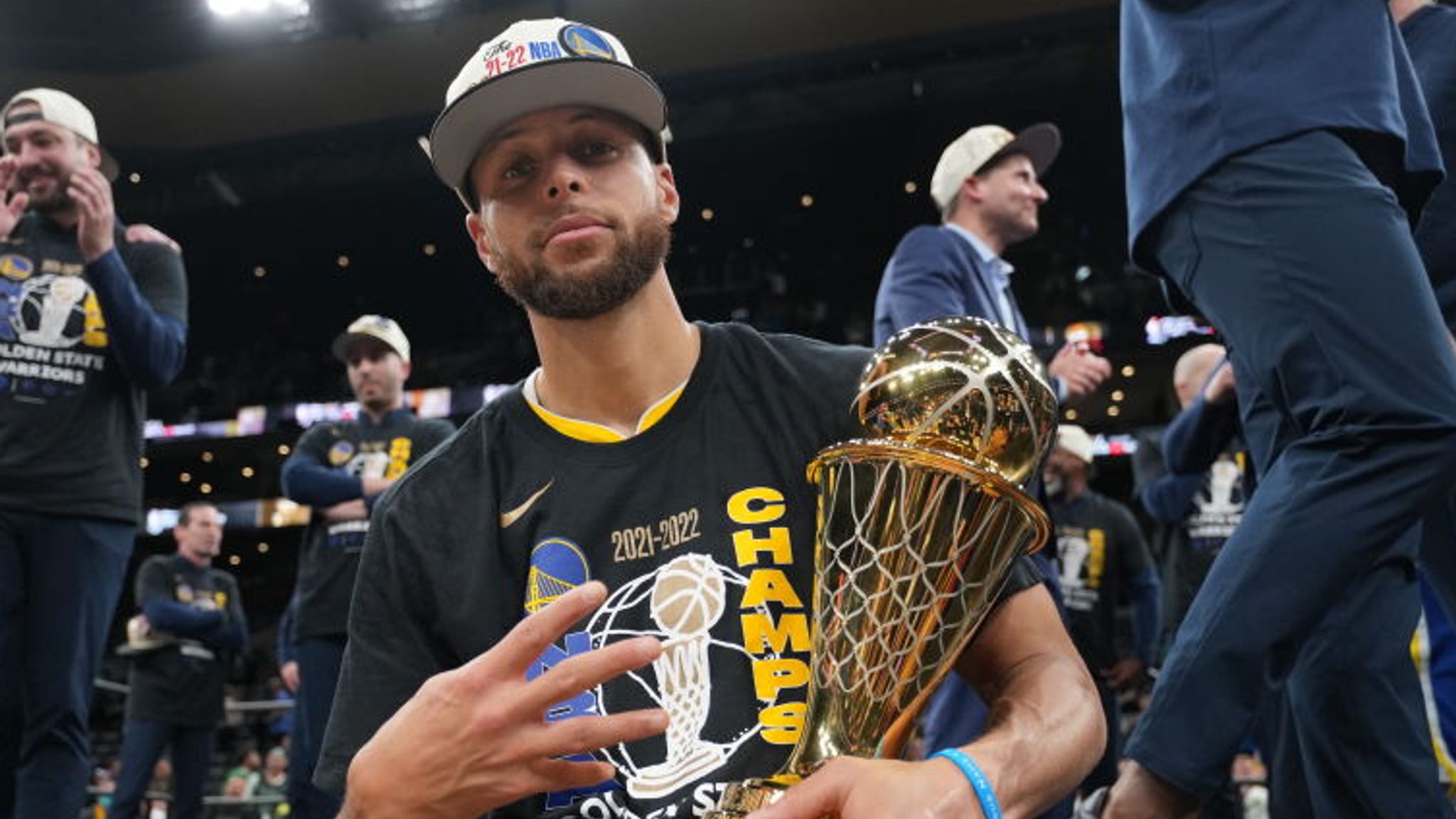 Steph curry three hat 2025