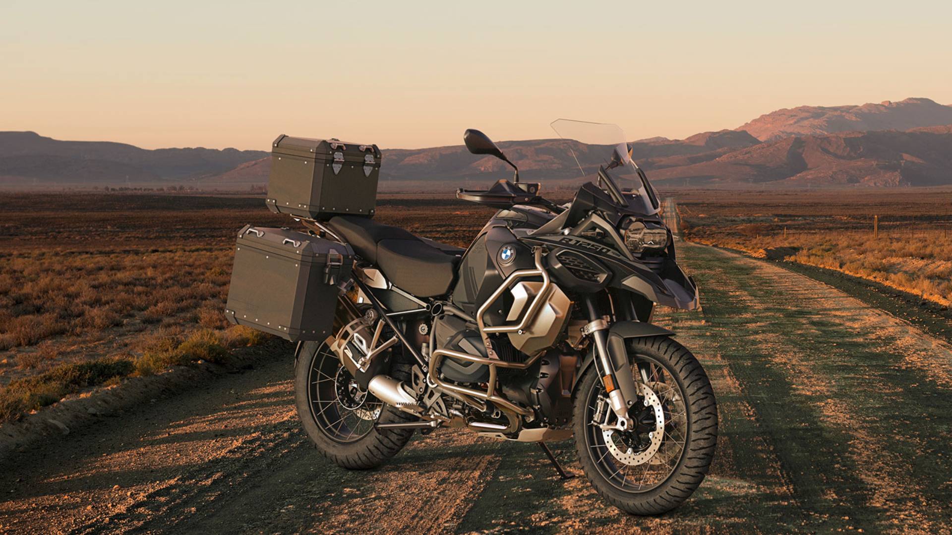 BMW R 1250 GS vs. F 850 GS: Find Your