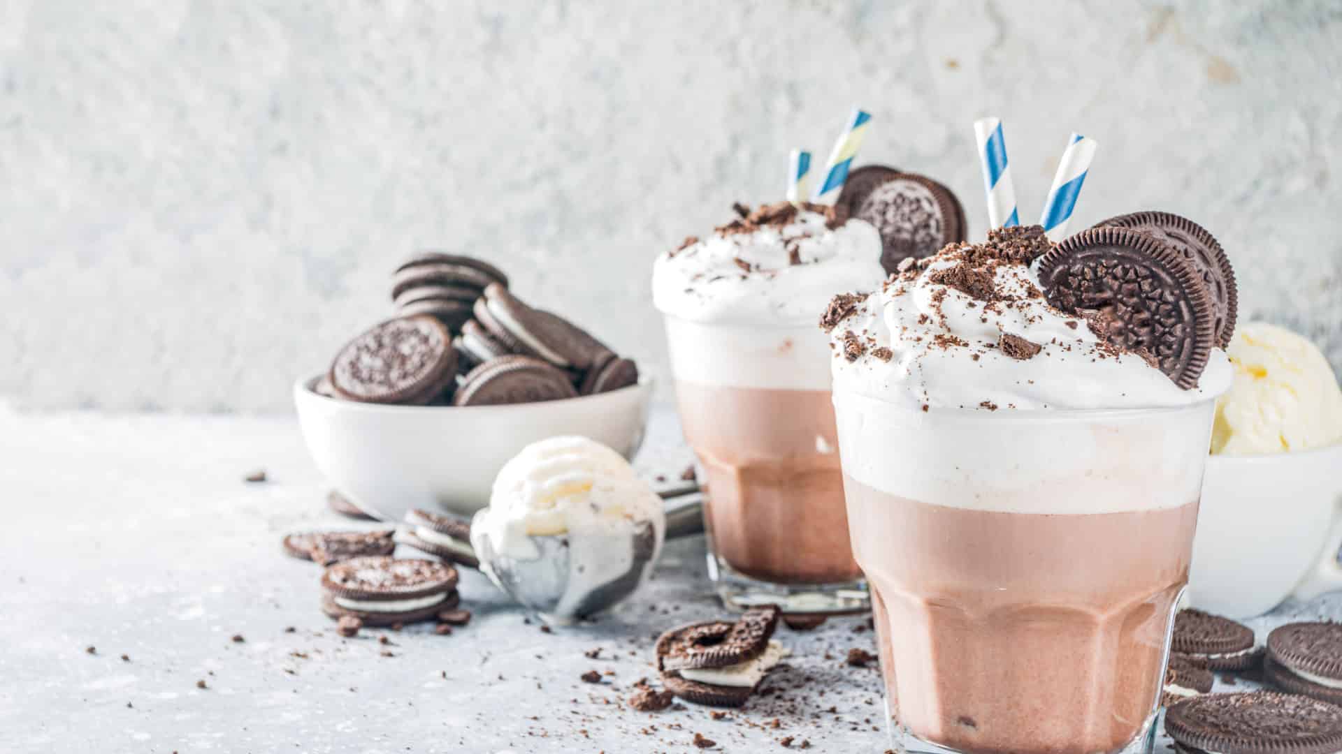 Deliciously Easy Oreo Milkshake Recipe