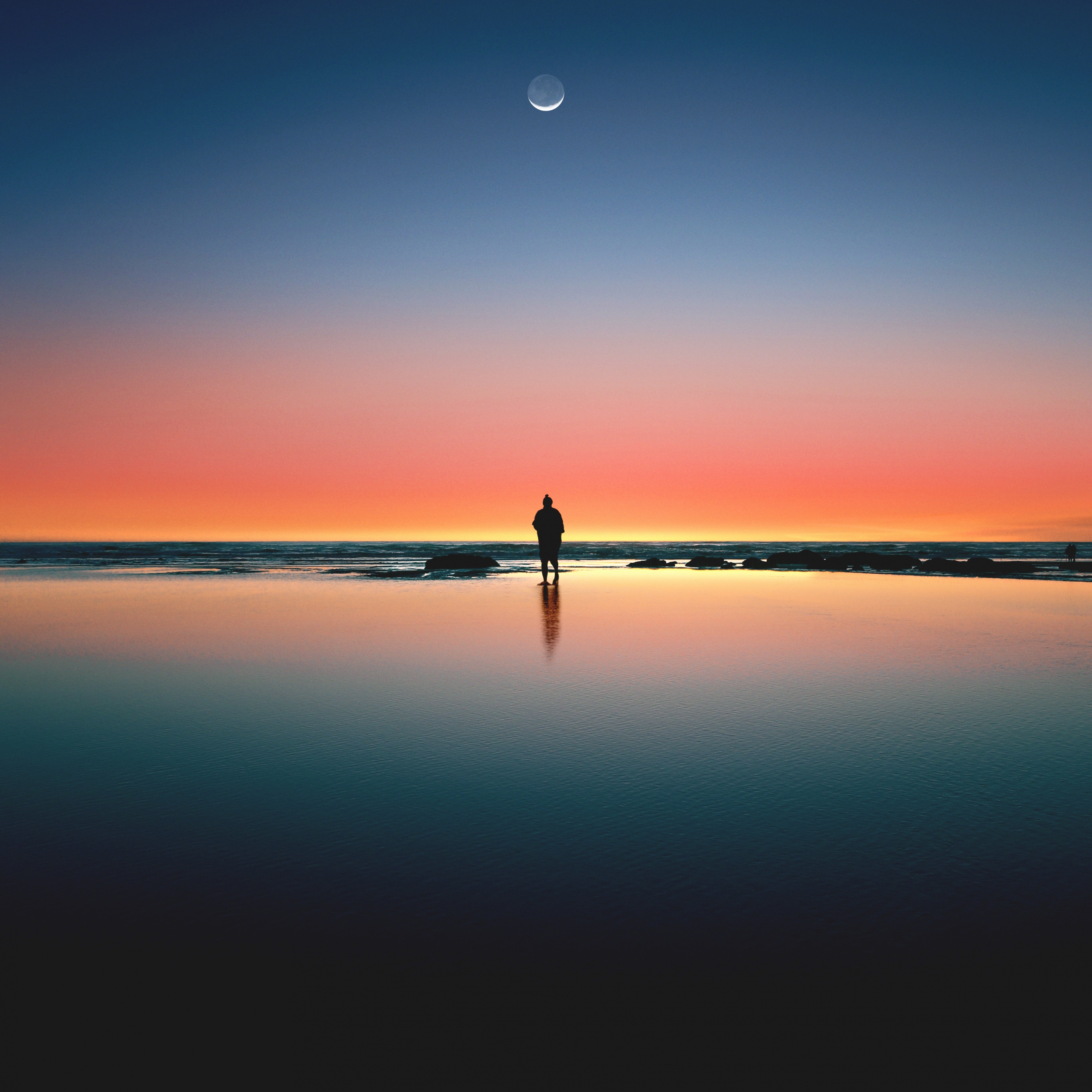 Horizon Wallpaper 4K, Beach, Man, Alone