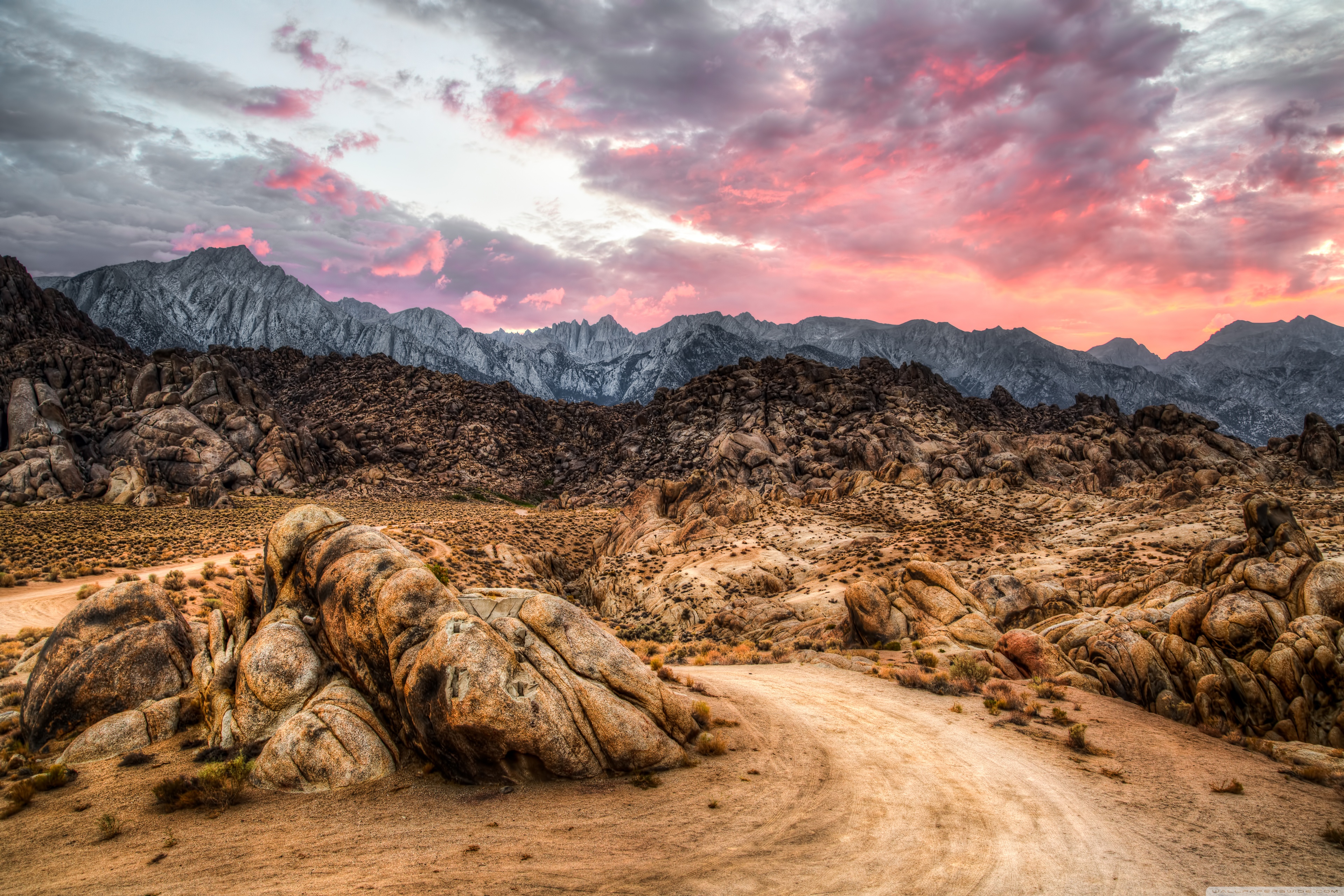 Alabama Hills 4K UHD Wallpaper