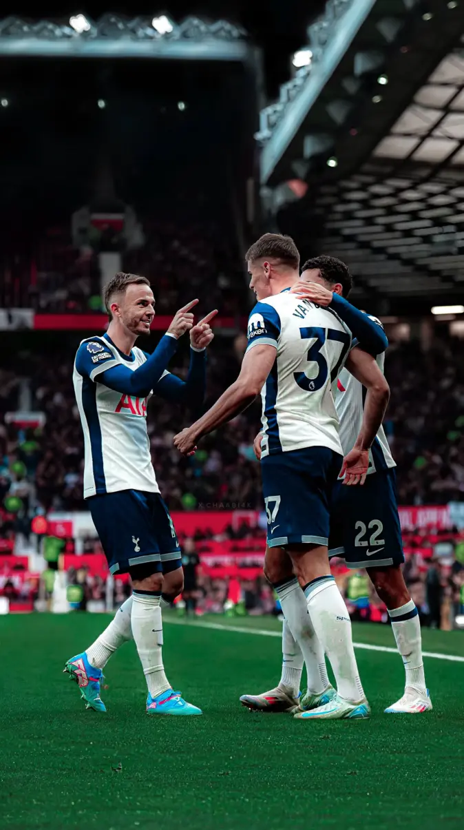 James Maddison Micky Van De Ven Brennan