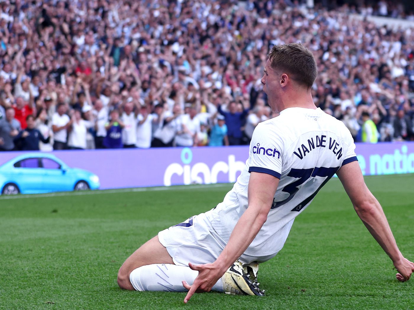 Tottenham Hotspur Newcomer