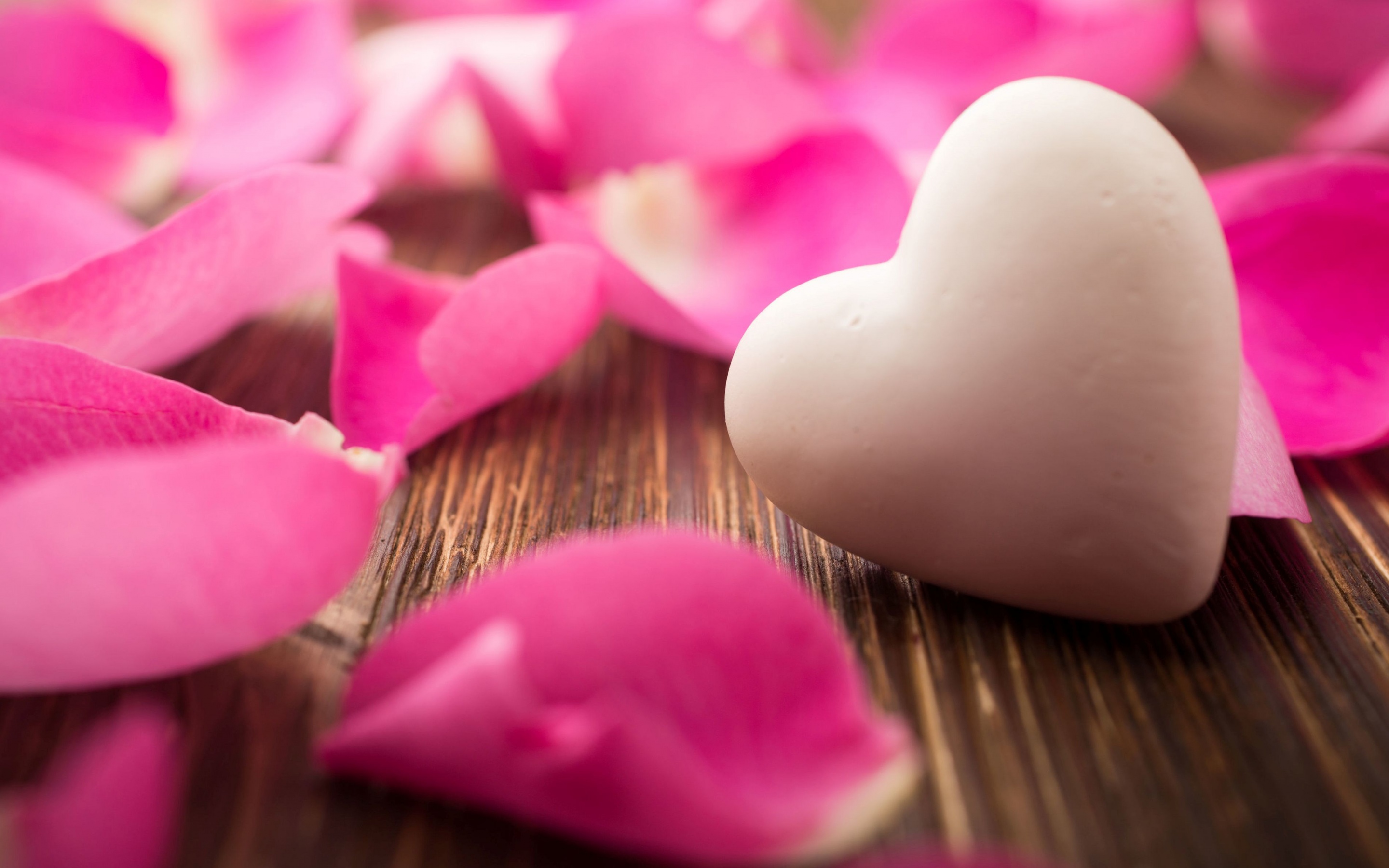 Love heart Wallpaper 4K, White heart