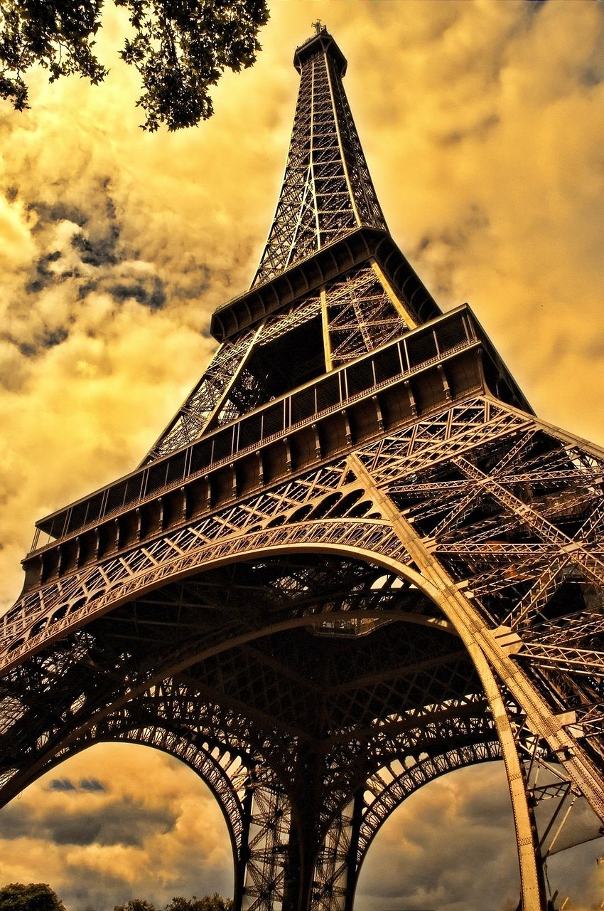 30,Eiffel Tower Picture & Image