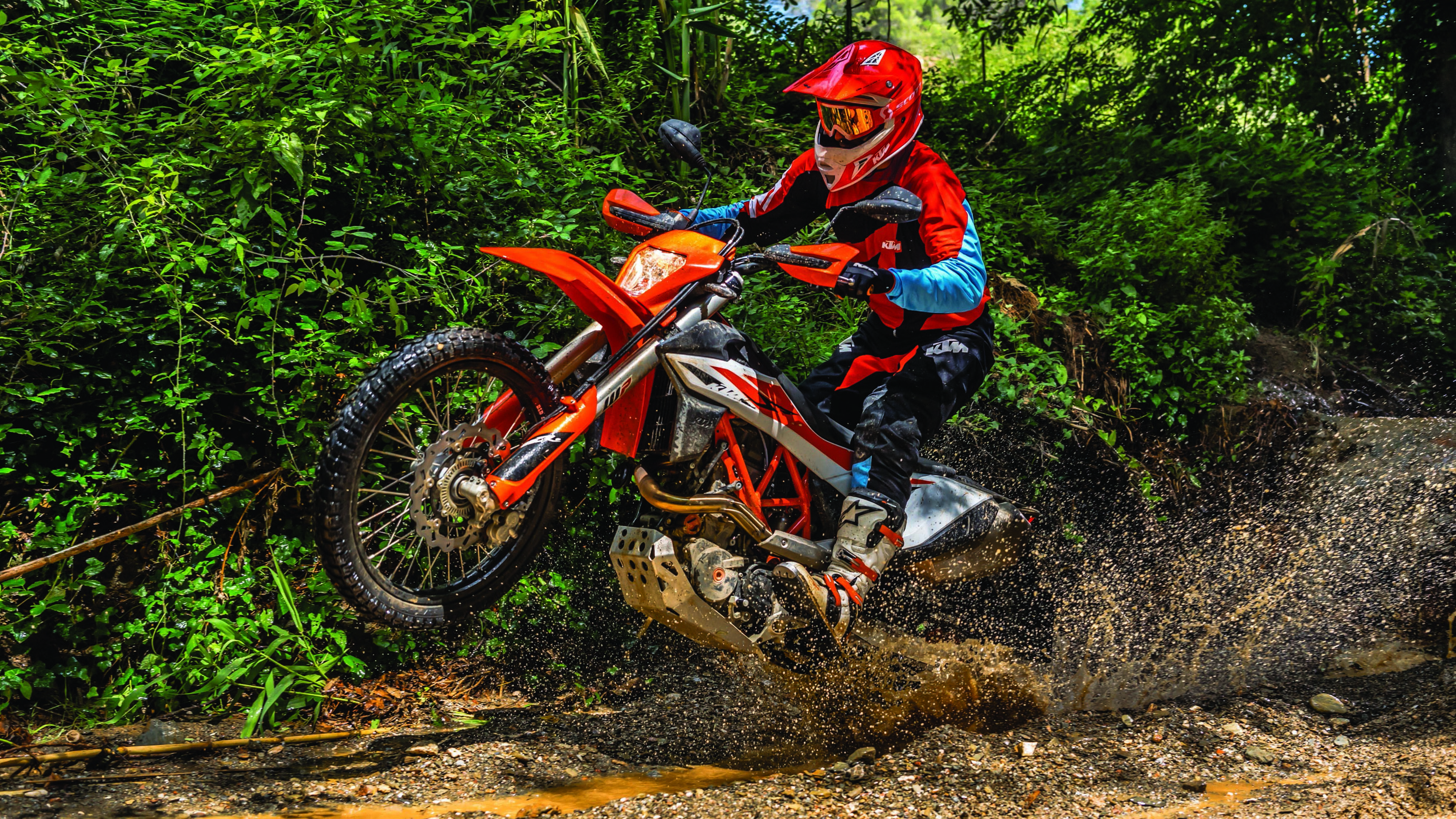 Enduro Motorbike Wallpaper