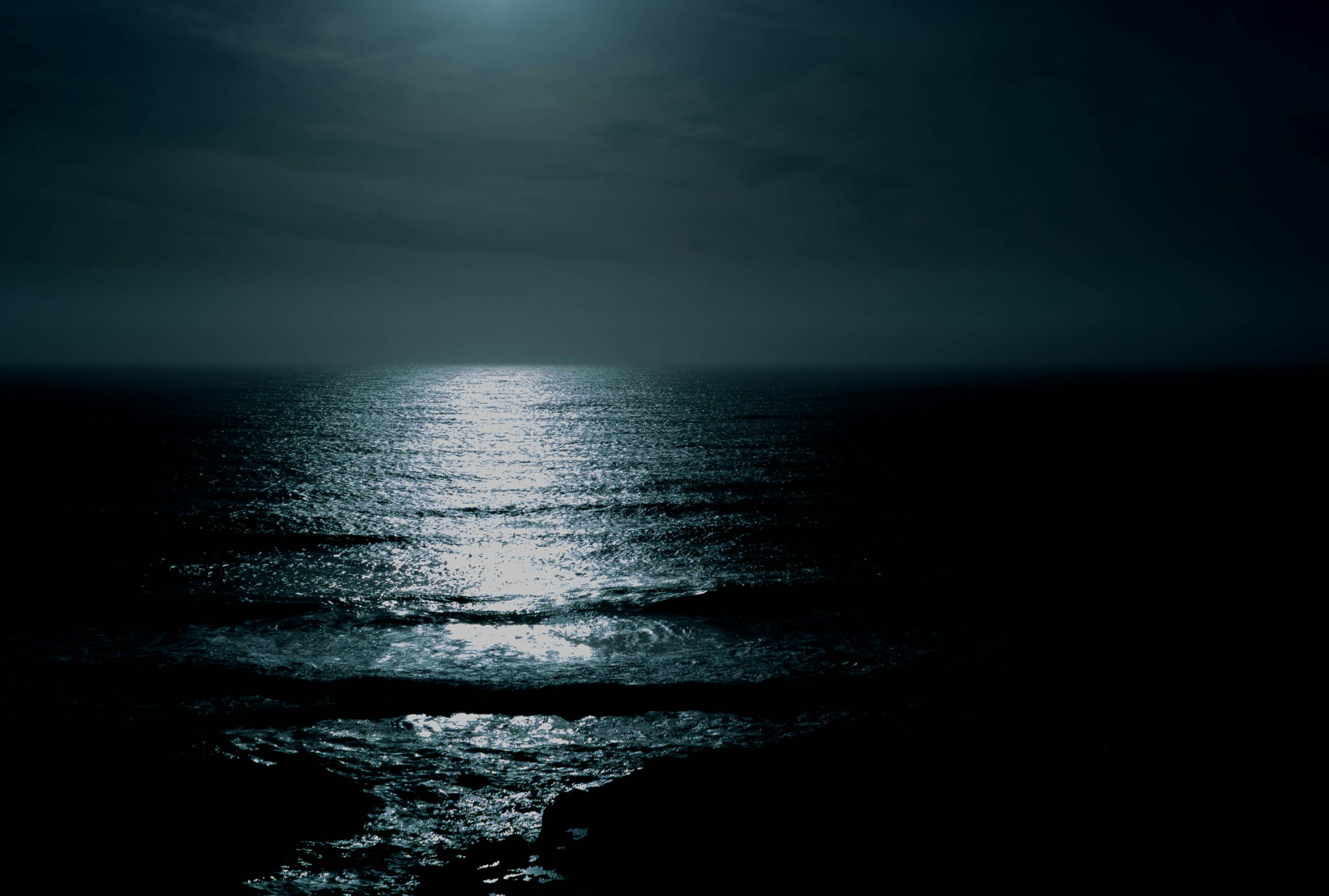 Ocean Night Picture Stunning