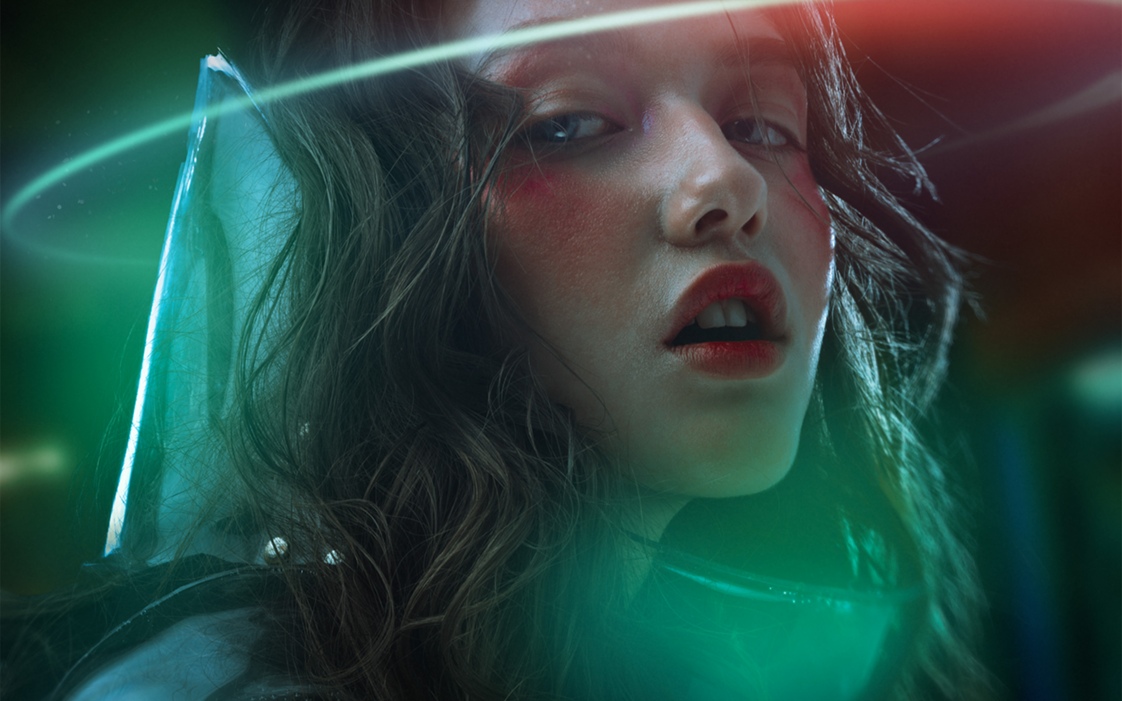 Cyber Girl Beauty Space