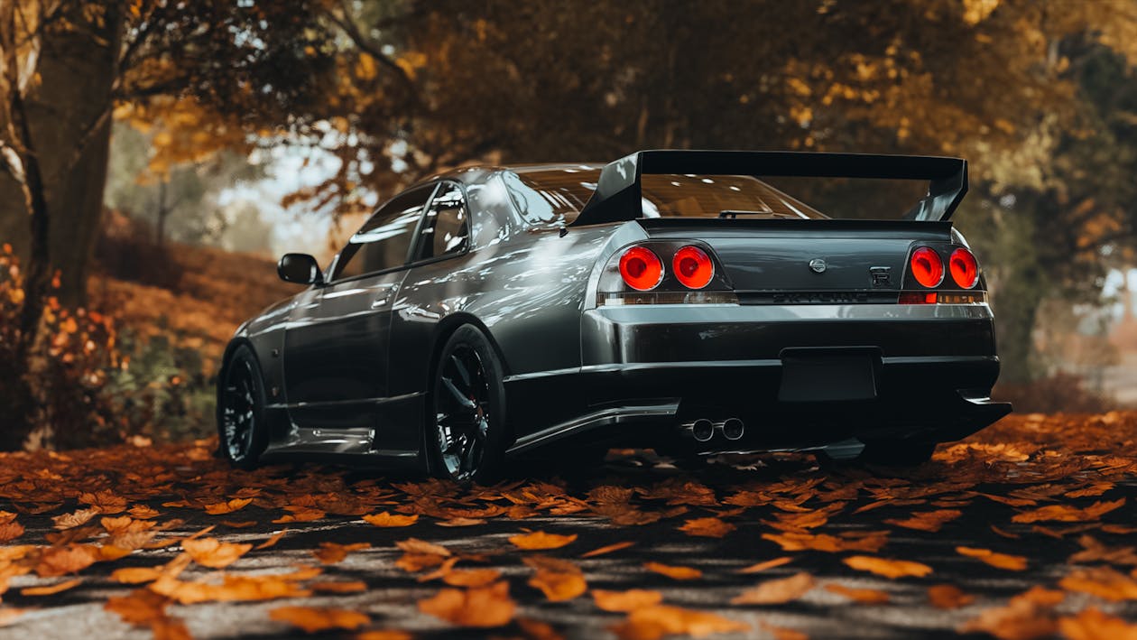 Gray Nissan Skyline · Free