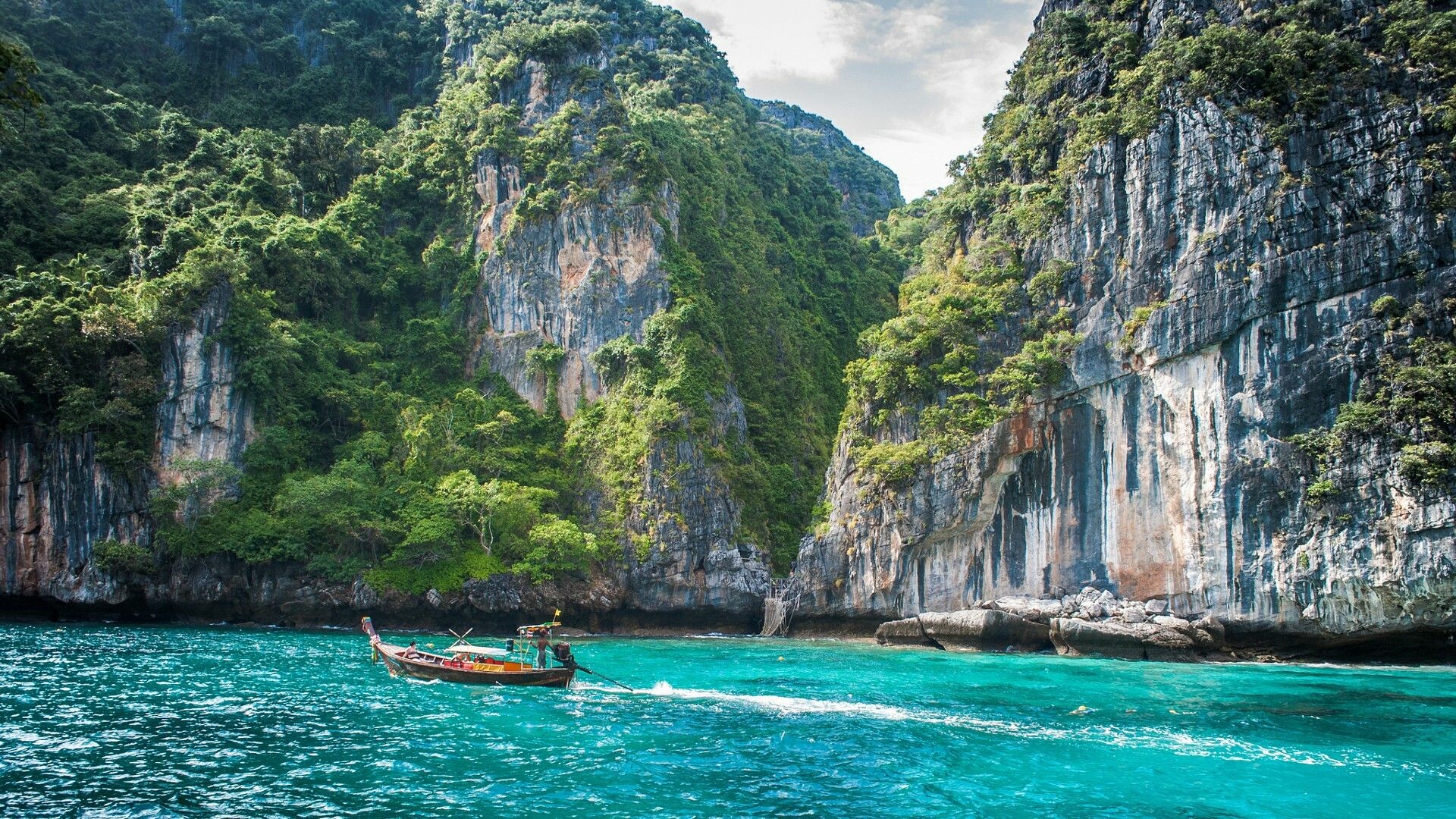 Phi Phi Wallpaper