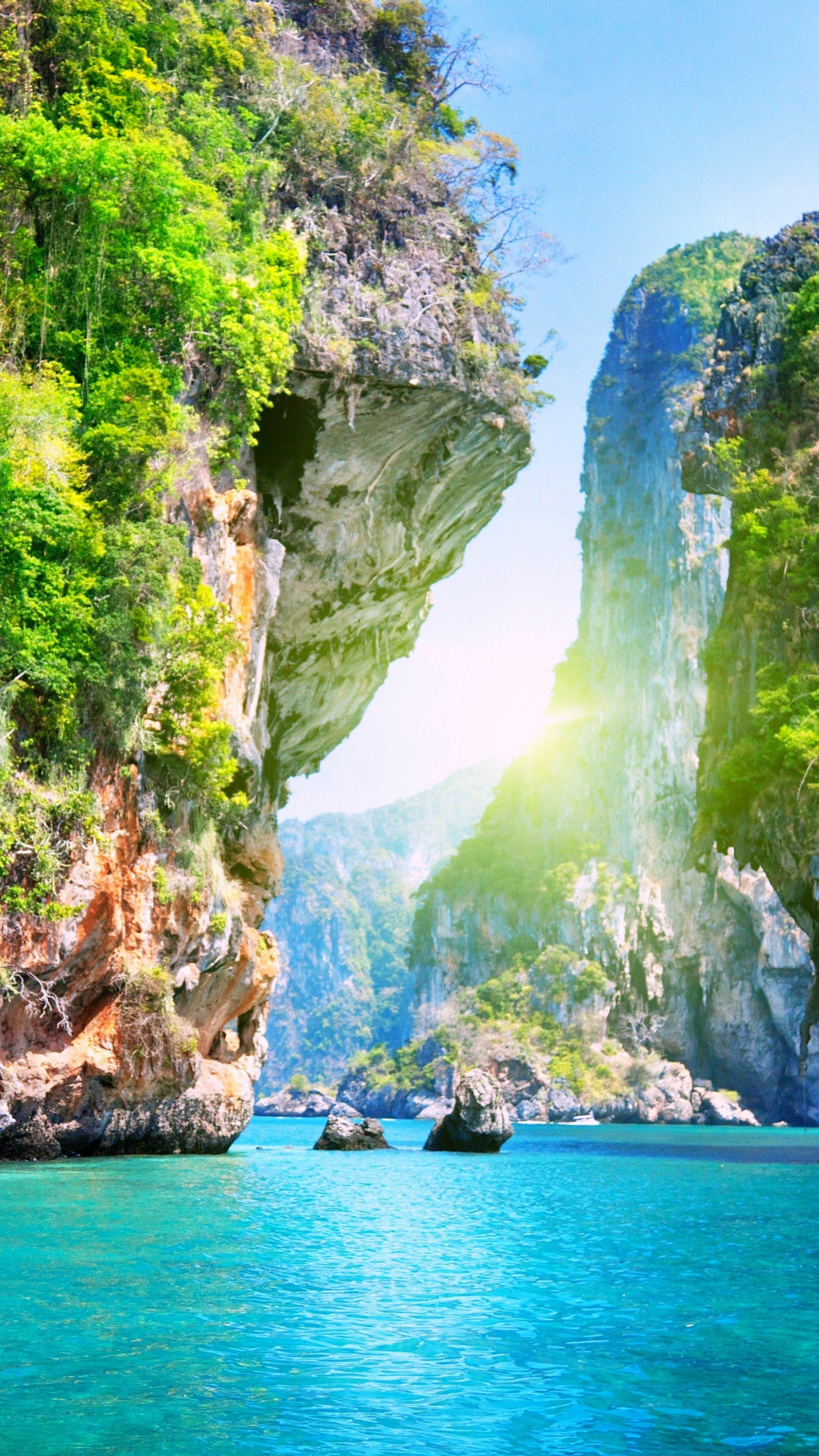 Phi Phi Wallpaper