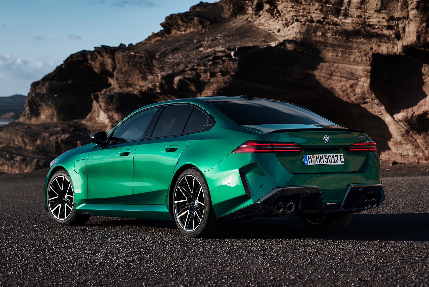 New BMW M5 Revealed: Meet M's Heavyweight Plug In Hybrid