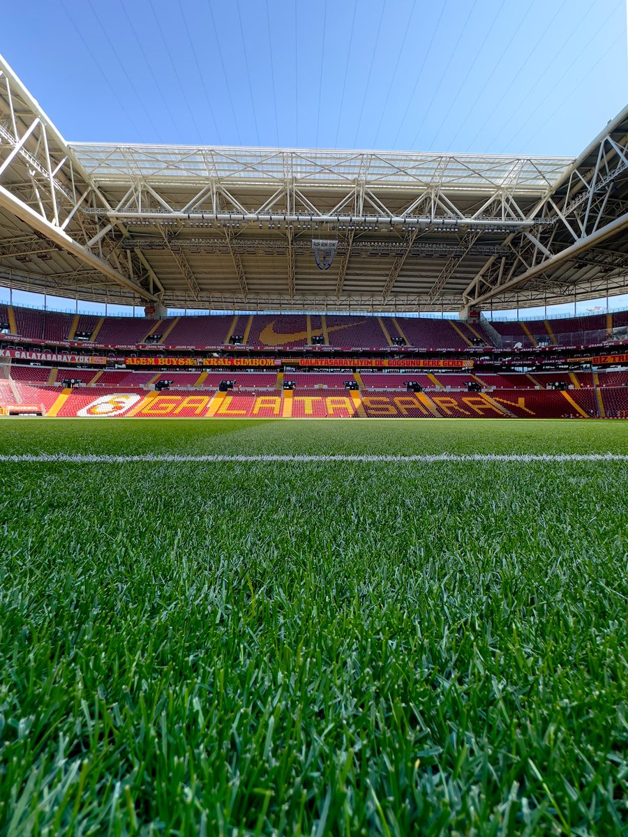 Galatasaray EN over RAMS Park ☀️ You know what that means