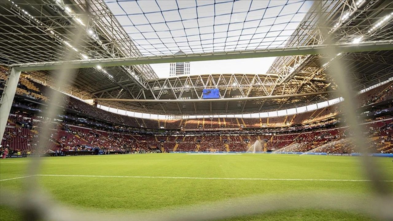 Galatasaray'da şampiyonluk için kutlama hazırlığı! RAMS Park'ta hareketlilik