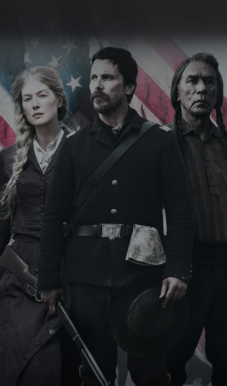 Hostiles. Christian Bale, Rosamund Pike