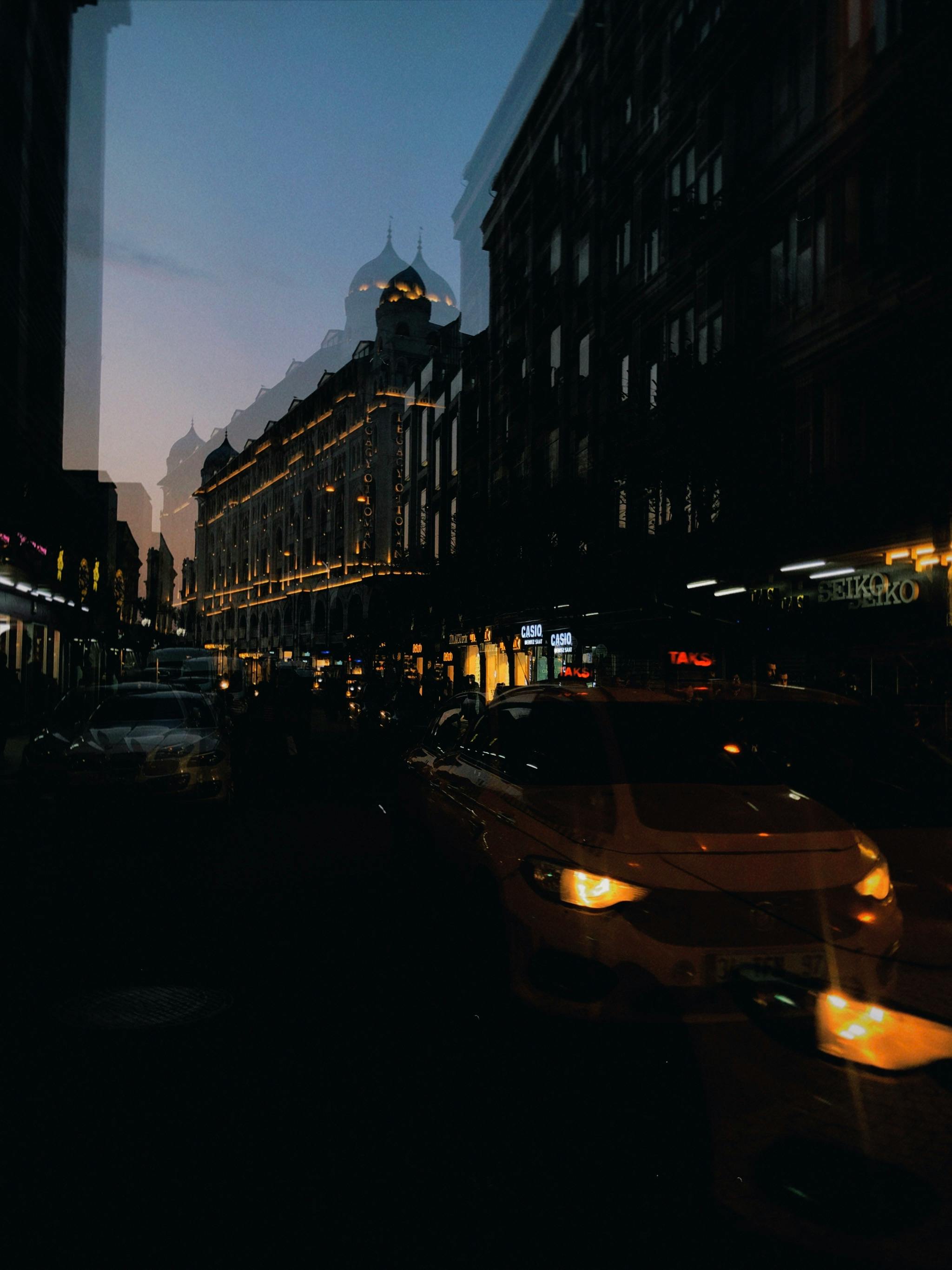 Blurred Photo of City by Night · Free