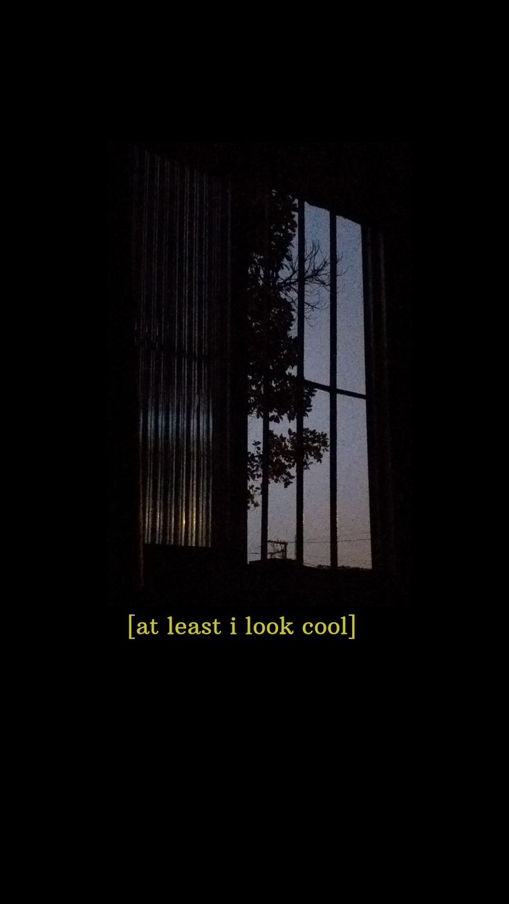 Wallpaper; at least i look cool