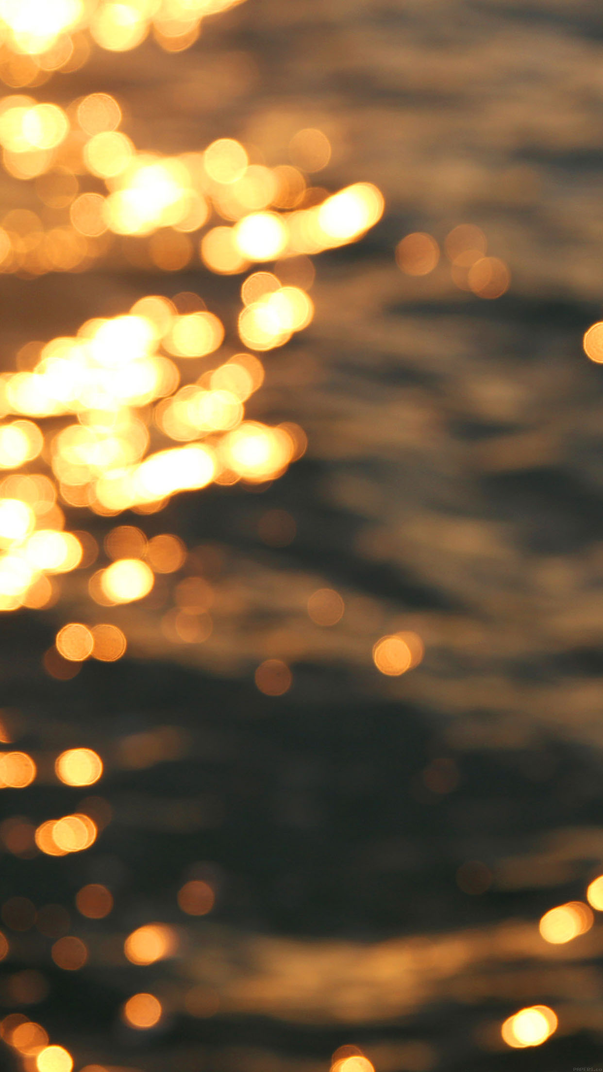 Wallpaper of the week: gold inspiration