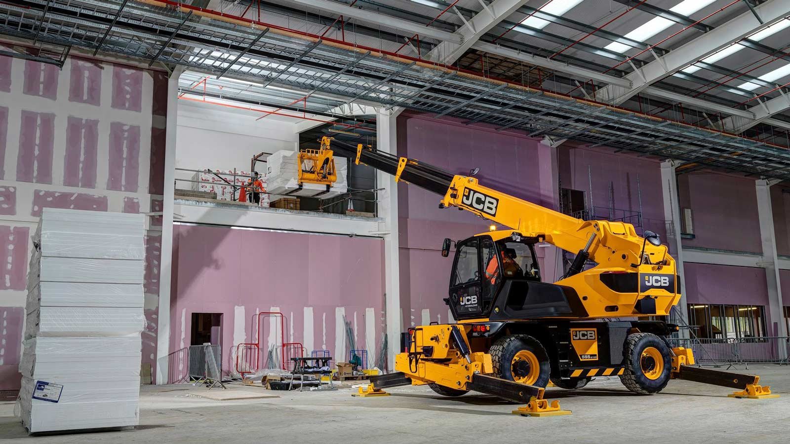 Slewing telehandler. Ideagen Plant Assessor