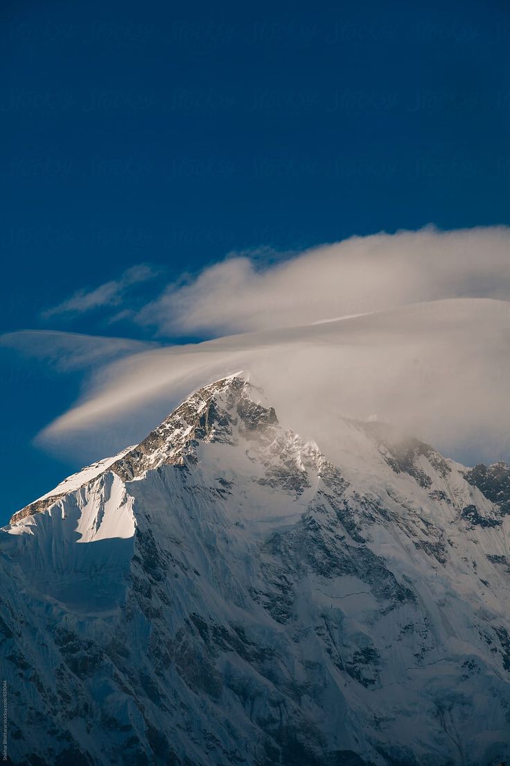 Mt. Cho Oyu, 8,201m, Everest Region, Sagarmatha National Park, Nepal